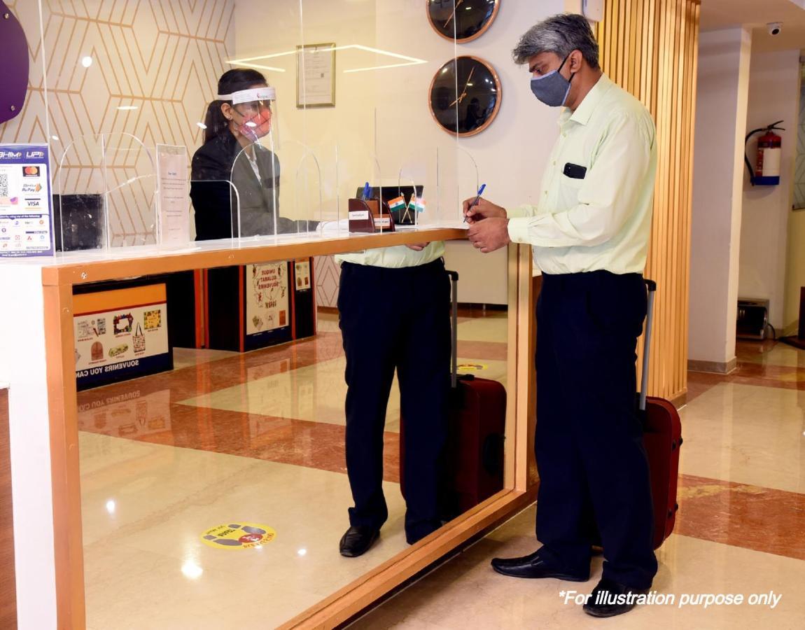 Oyo Townhouse 010 La Paradise New Delhi Ngoại thất bức ảnh