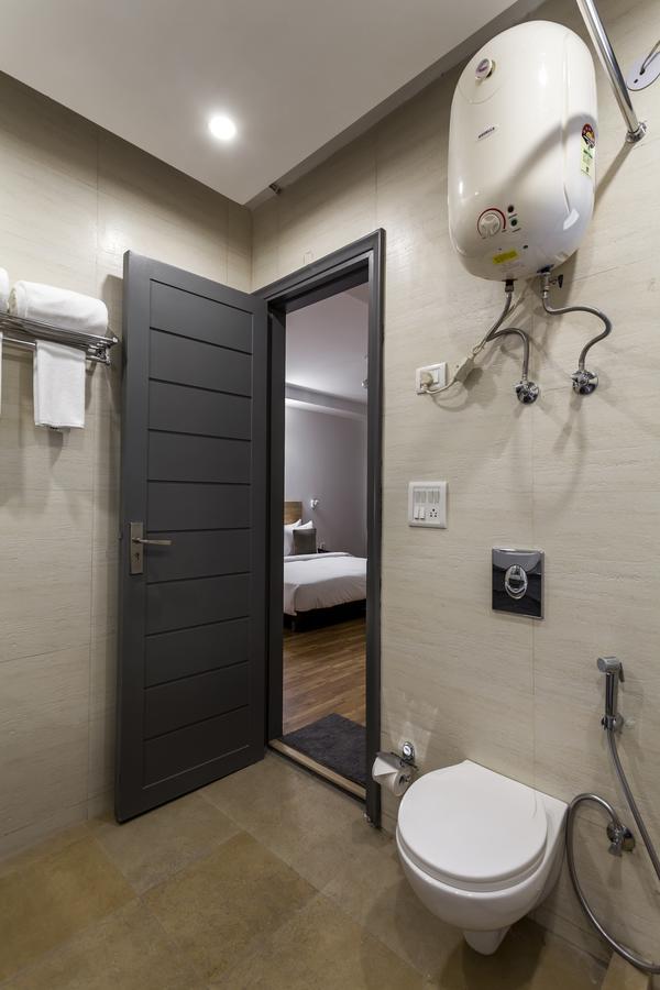 Oyo Townhouse 010 La Paradise New Delhi Ngoại thất bức ảnh