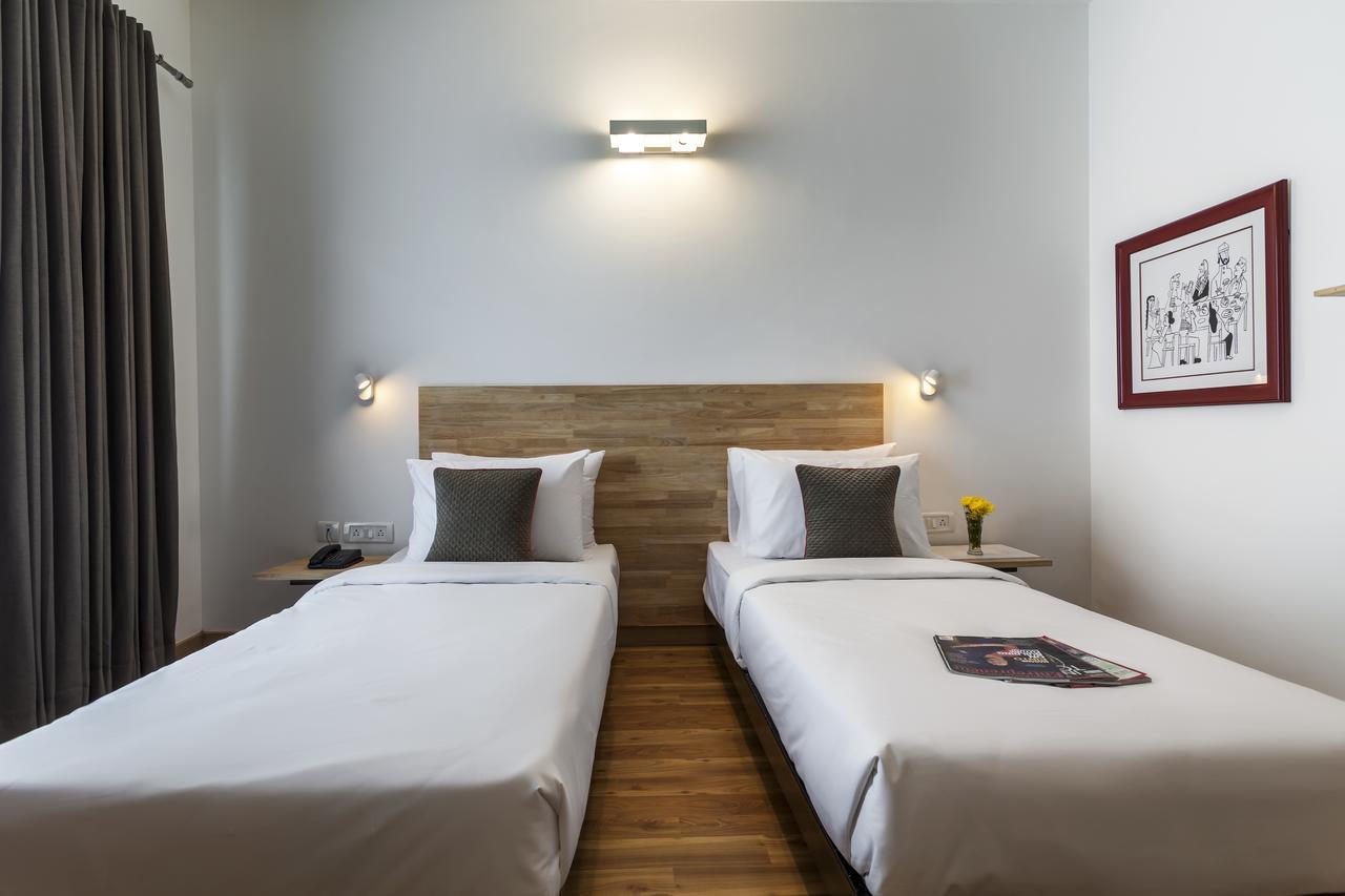 Oyo Townhouse 010 La Paradise New Delhi Ngoại thất bức ảnh